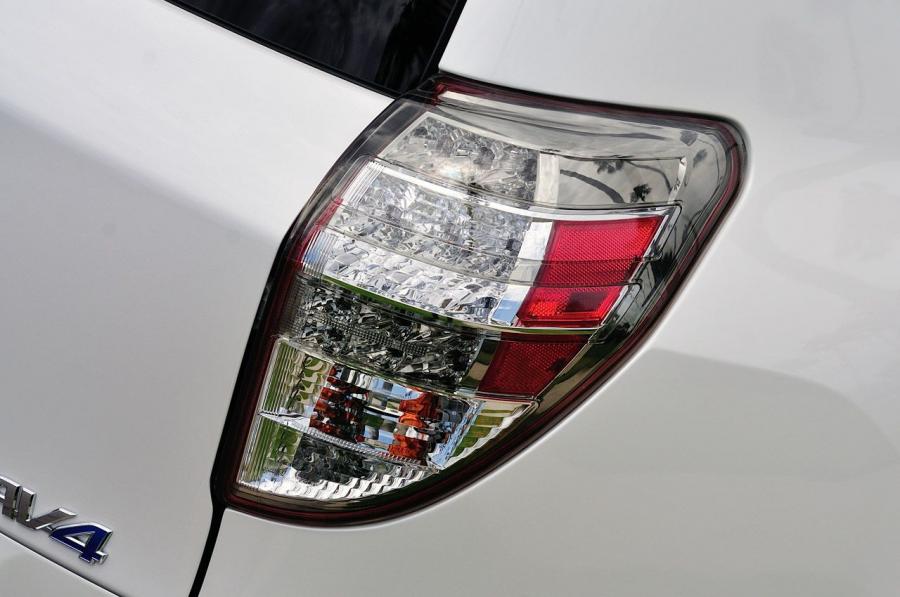  Toyota RAV4 EV 2012 года  (фото 97 из 107)